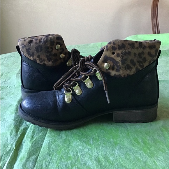 Candie’s Girl Boots 👢 - Picture 1 of 4